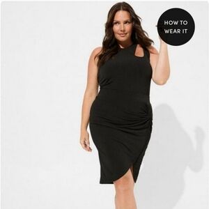 Torrid Size 5 wrap skirt